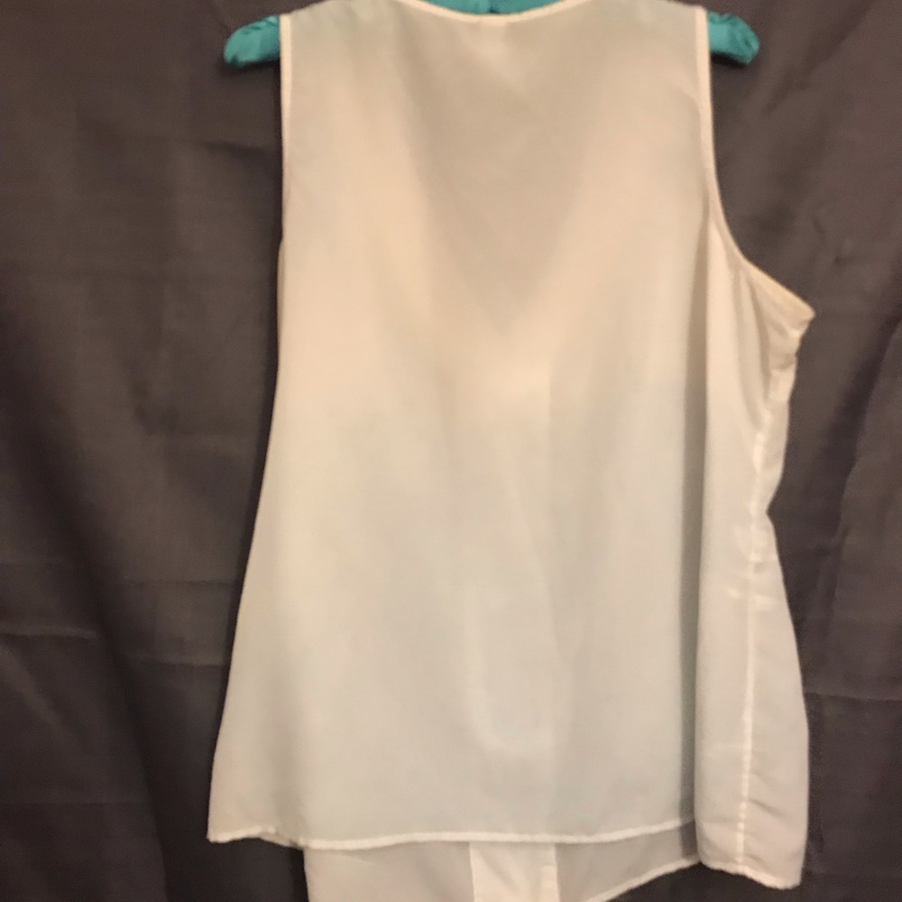 Old Navy Blouse - Picture 2 of 4
